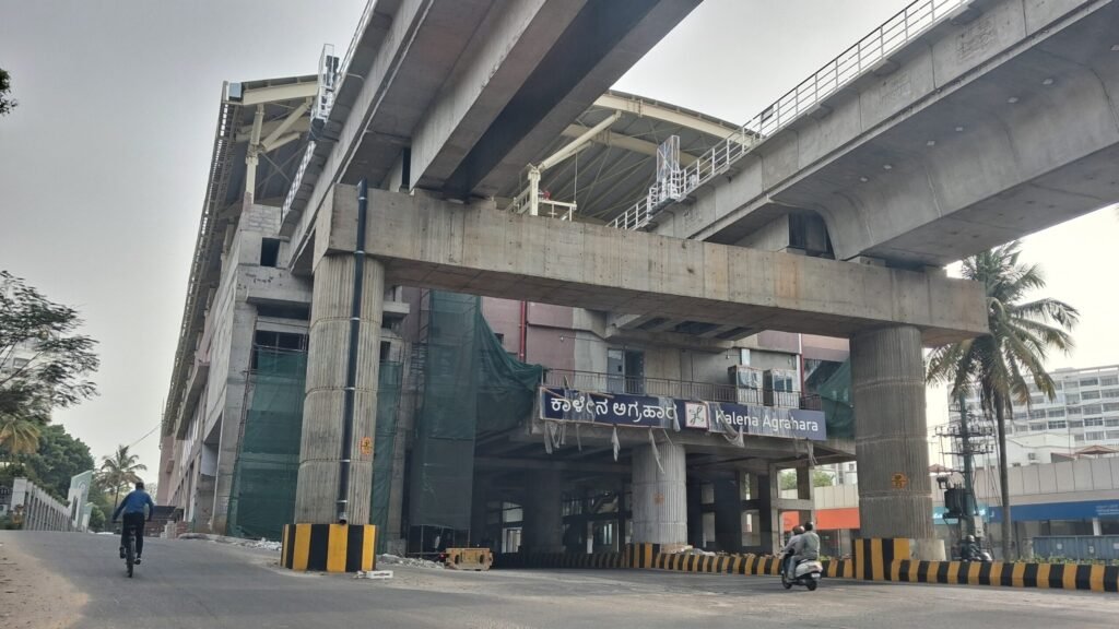 kalena agrahara metro station